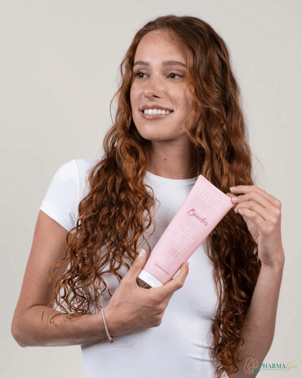 Luxéol Gelée Boucles 250 ml – Soin définisseur et hydratant pour cheveux bouclés, hydrate, nourrit et redonne de la souplesse aux boucles naturelles. Disponible sur PharmGo.